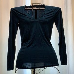 Long sleeved blue v neck T-shirt